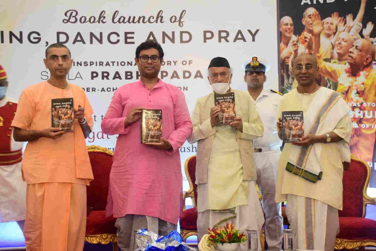 Maharashtra Governor releases biography of ISKCON Founder Srila Prabhupada